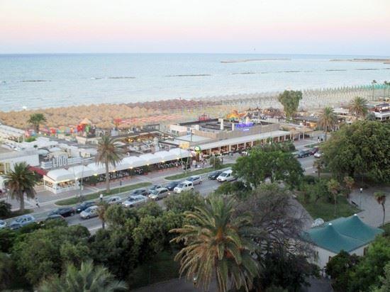 Hotel Monolocale Via Leopardi à Pescara Extérieur photo